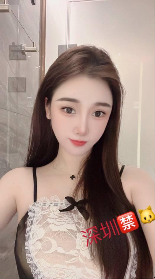 青青伊人国产费观看视频,国产费观看视频,带你领略独特风情